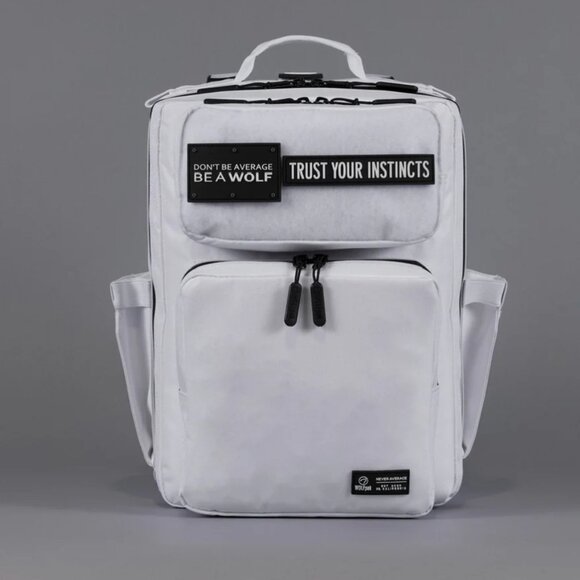 NEW Wolfpak 15L Travel Backpack Polar White - Picture 1 of 9